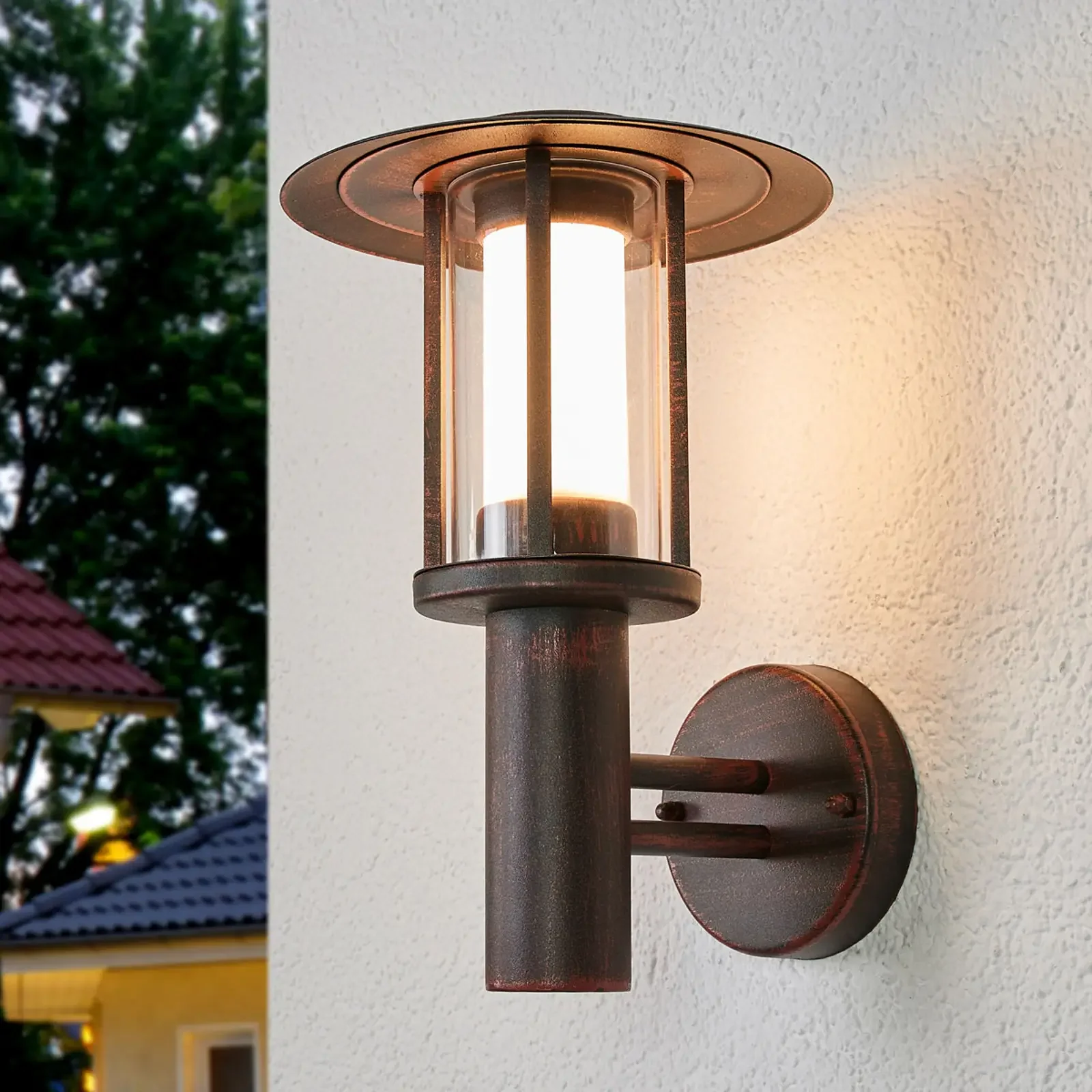 Lampa ścienna zewnętrzna LED Pavlos w kolorze rdzy