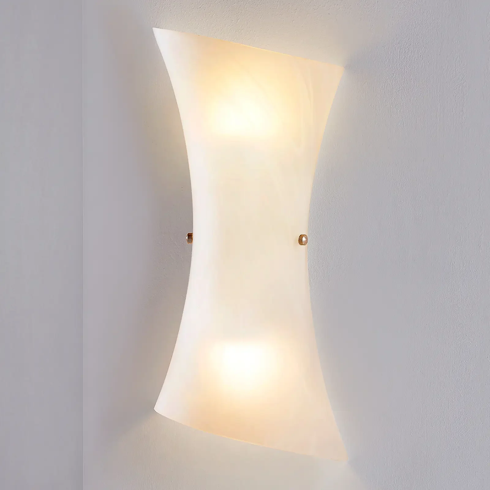 Biała szklana lampa ścienna LED Ebba