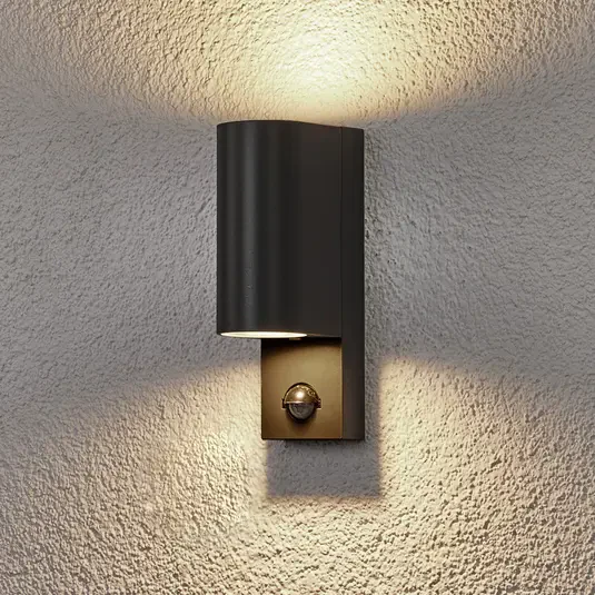 Palina – lampa ścienna zewnętrzna z czujnikiem