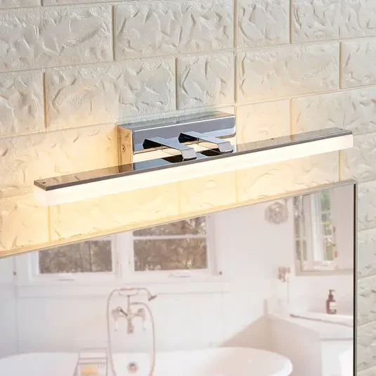 Julie – podłużna lampa ścienna LED do łazienki