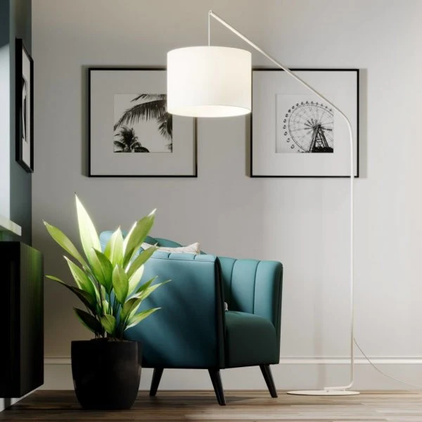 Viskan – biała lampa podłogowa łukowa