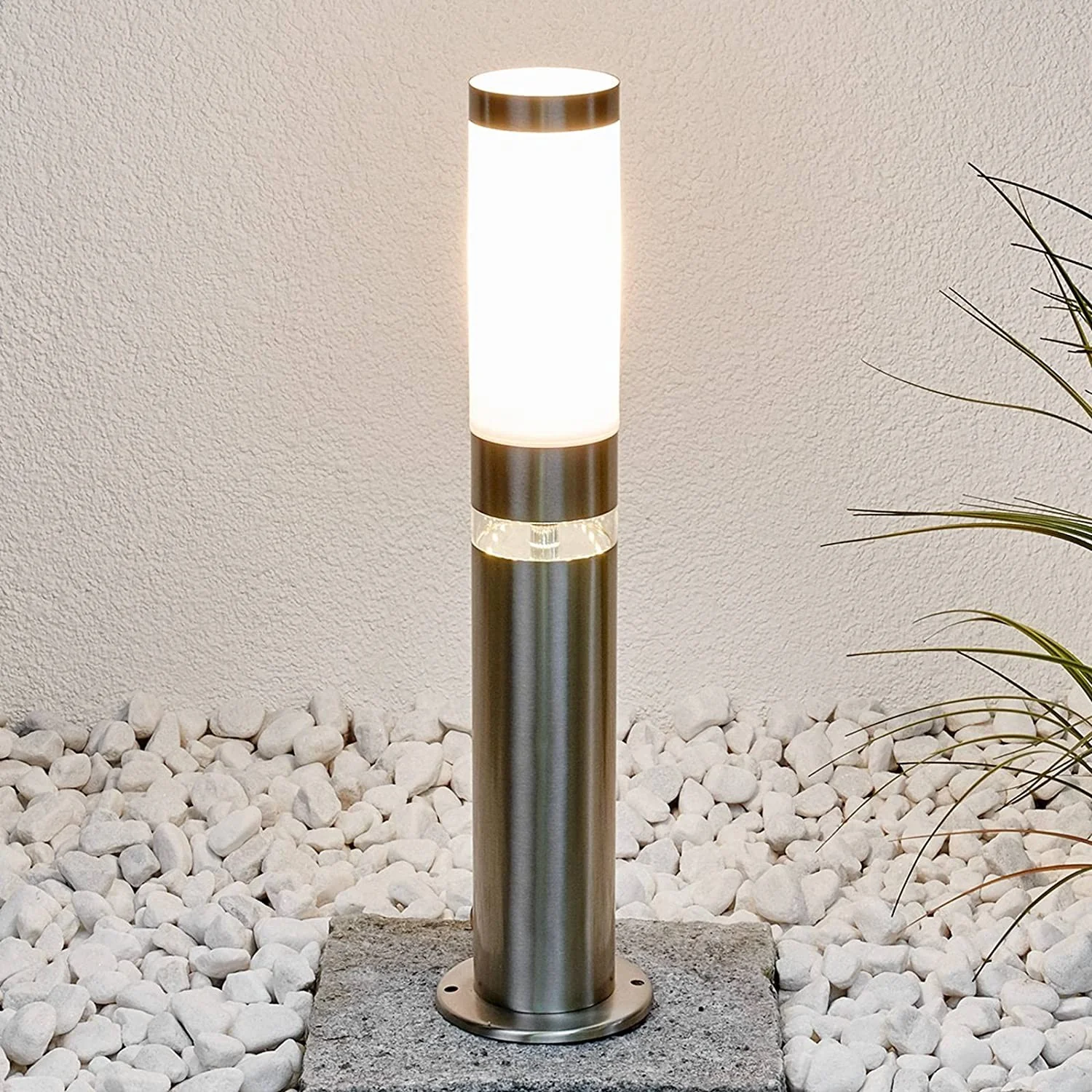 Nowoczesna lampa cokołowa Binka